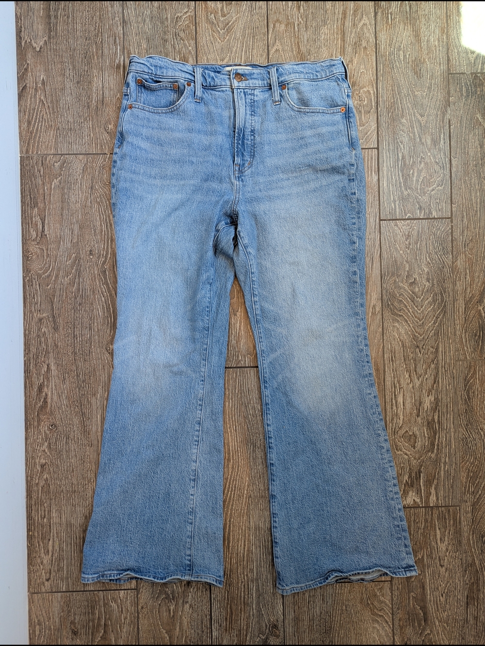Madewell Perfect Vintage Flare Jean Size 31 Light Wash